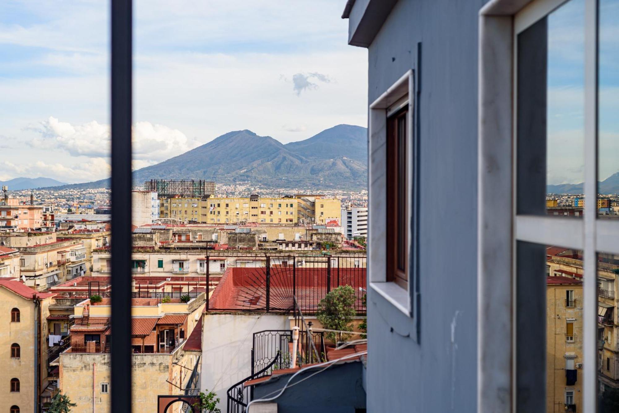 D'Amelio'S Suites Nápoly Kültér fotó