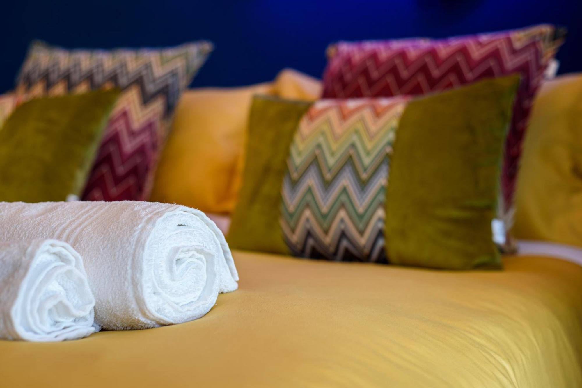 D'Amelio'S Suites Nápoly Kültér fotó